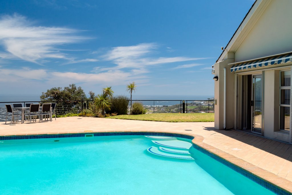 Camps Bay 7