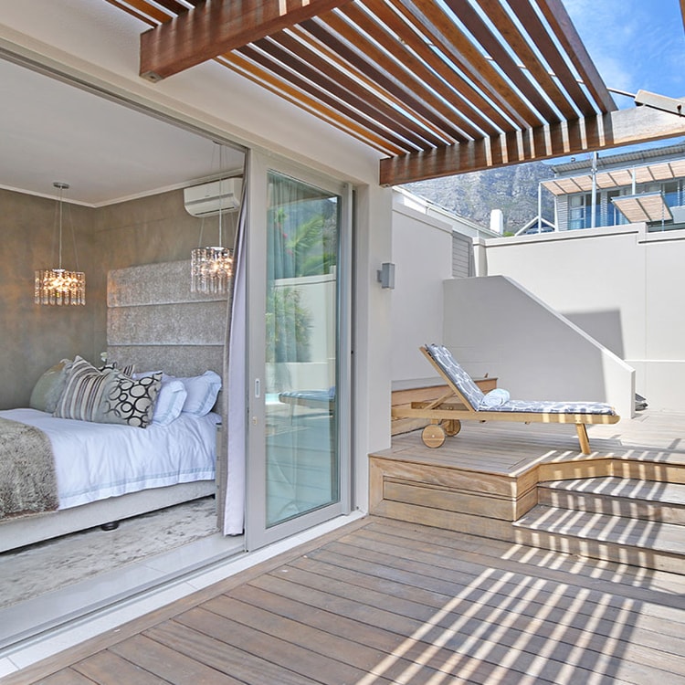 Camps Bay Jacuzzi Unit 2