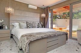 Camps Bay Jacuzzi Unit 6