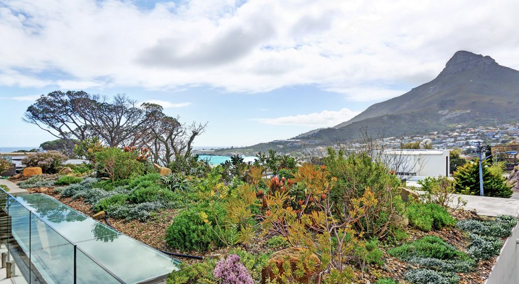 Camps Bay 13 14 1