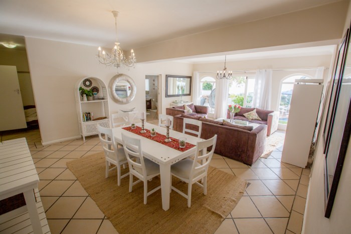 Camps Bay 14 13