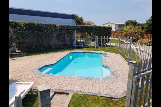 Sedgefield 8 1