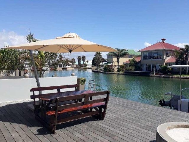 Jeffreys Bay 3 4