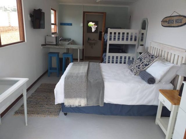 Jeffreys Bay 4 14