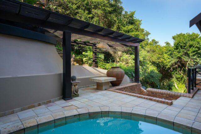 ZIMBALI 52 (22)