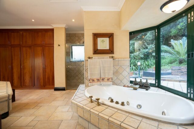 ZIMBALI 52 (7)