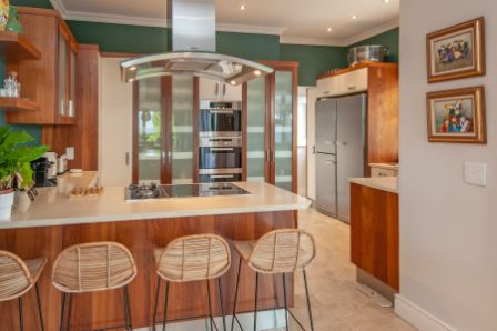 Hermanus 17 7