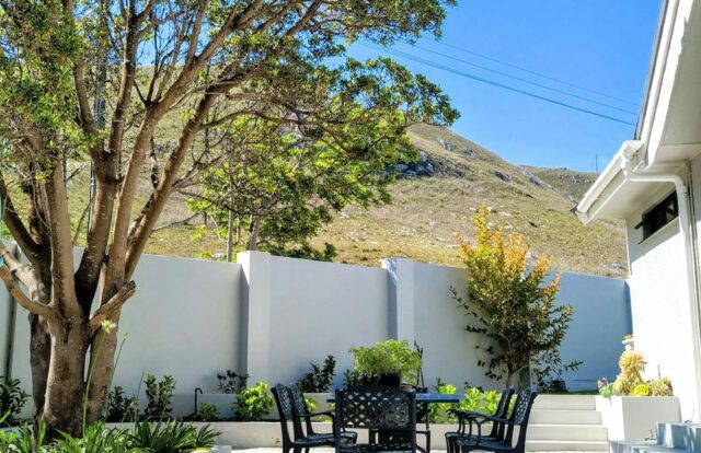 Hermanus 18 13 Scaled