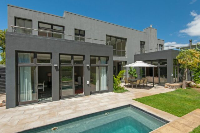 Hermanus 28 21 Scaled