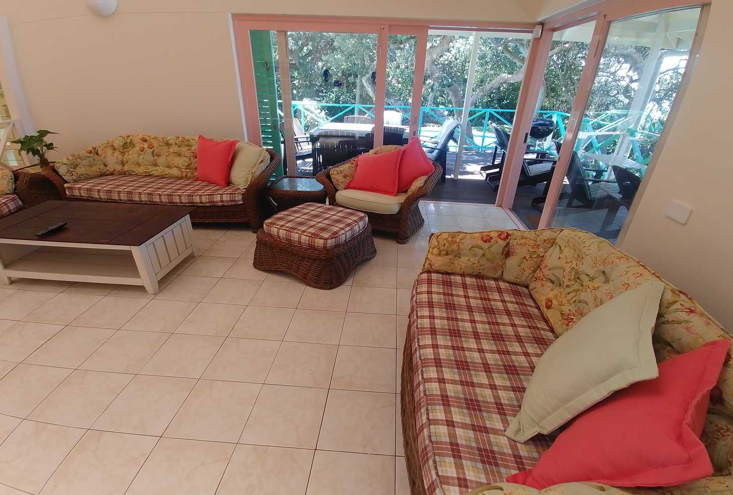 9 Seagall Dr 16