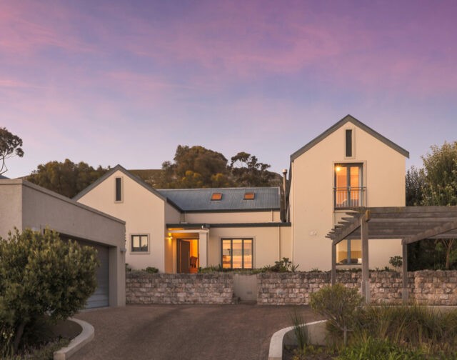 Hermanus 37 1 Scaled