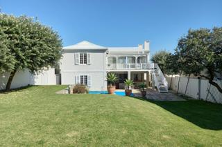 Hermanus 38 12