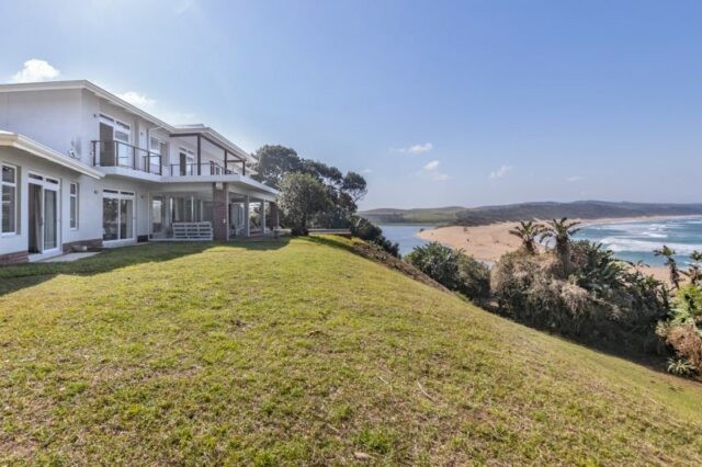 Zinkwazi Beach 16