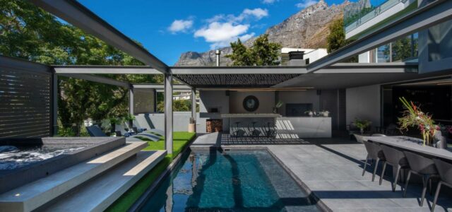Camps Bay 33