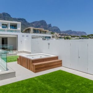 Camps Bay 48