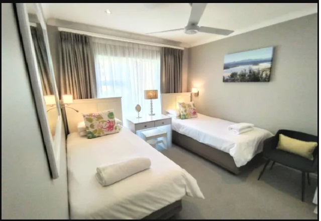 Plett 9