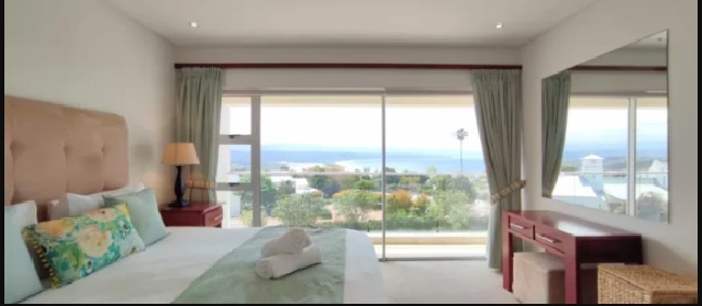Plett 4