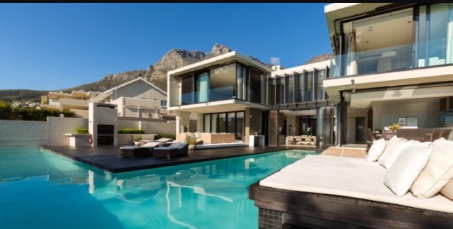 Camps Bay 19