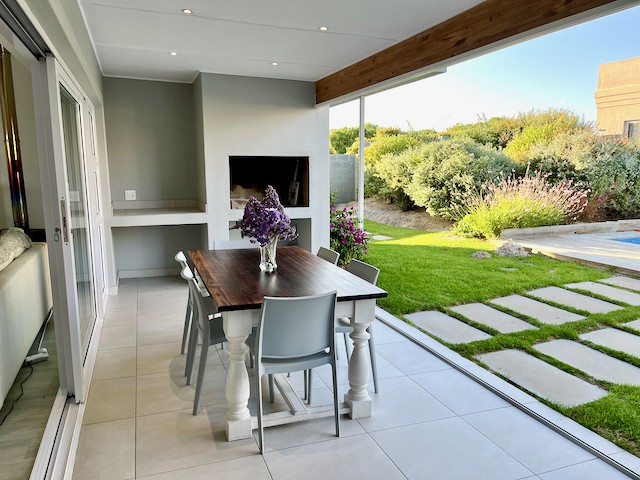 Hermanus 56 15