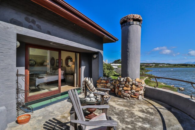 Hermanus 64