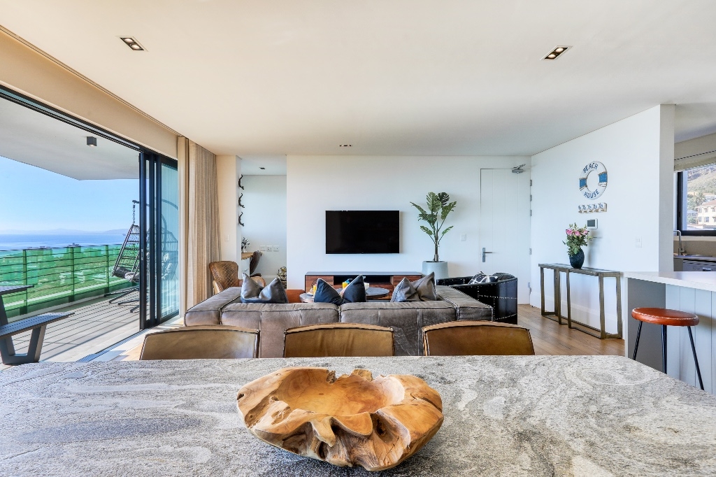 Penthouse (23)