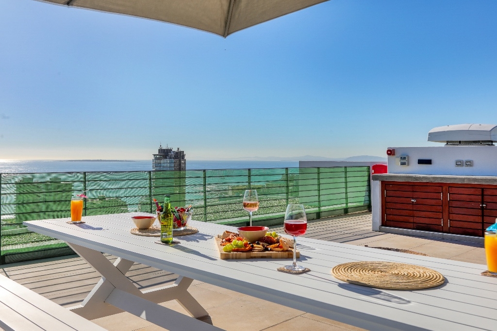 Penthouse (24)