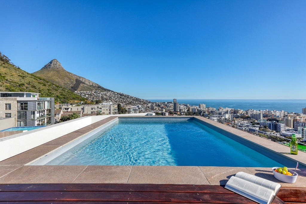 Penthouse (34)