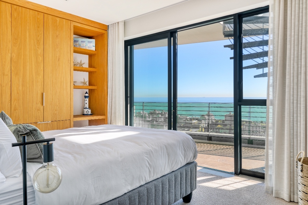 Penthouse (4)