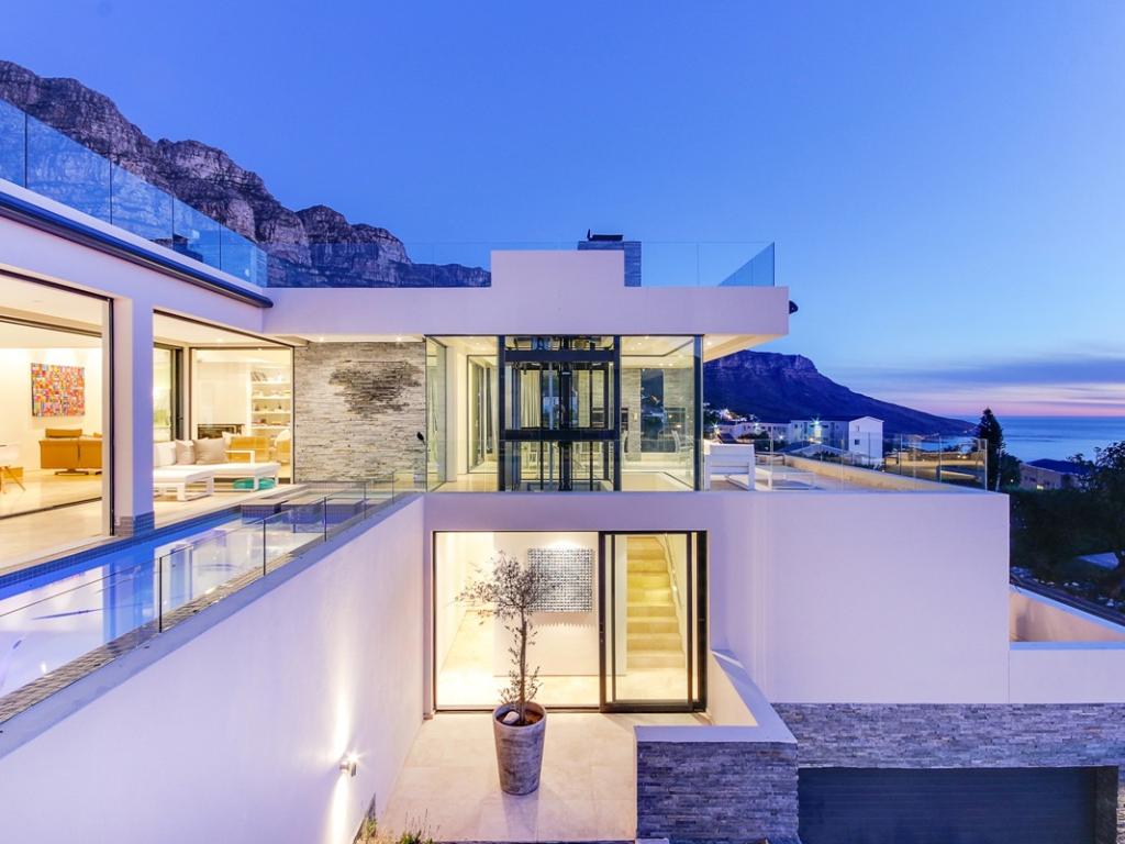 Camps Bay 67