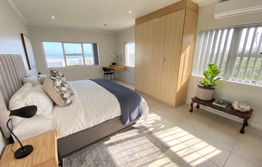 01 West Wing Bedroom One 870x555