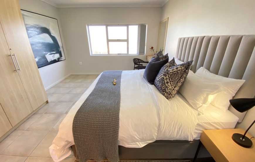 01 West Wing Bedroom Two 870x555
