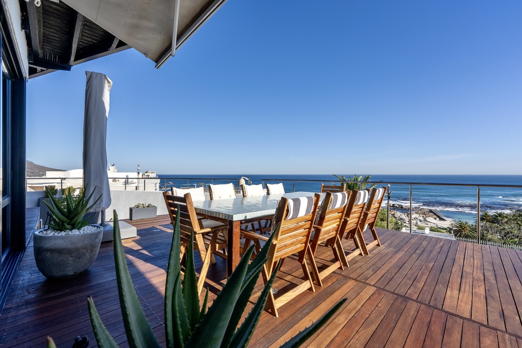 Camps Bay 70