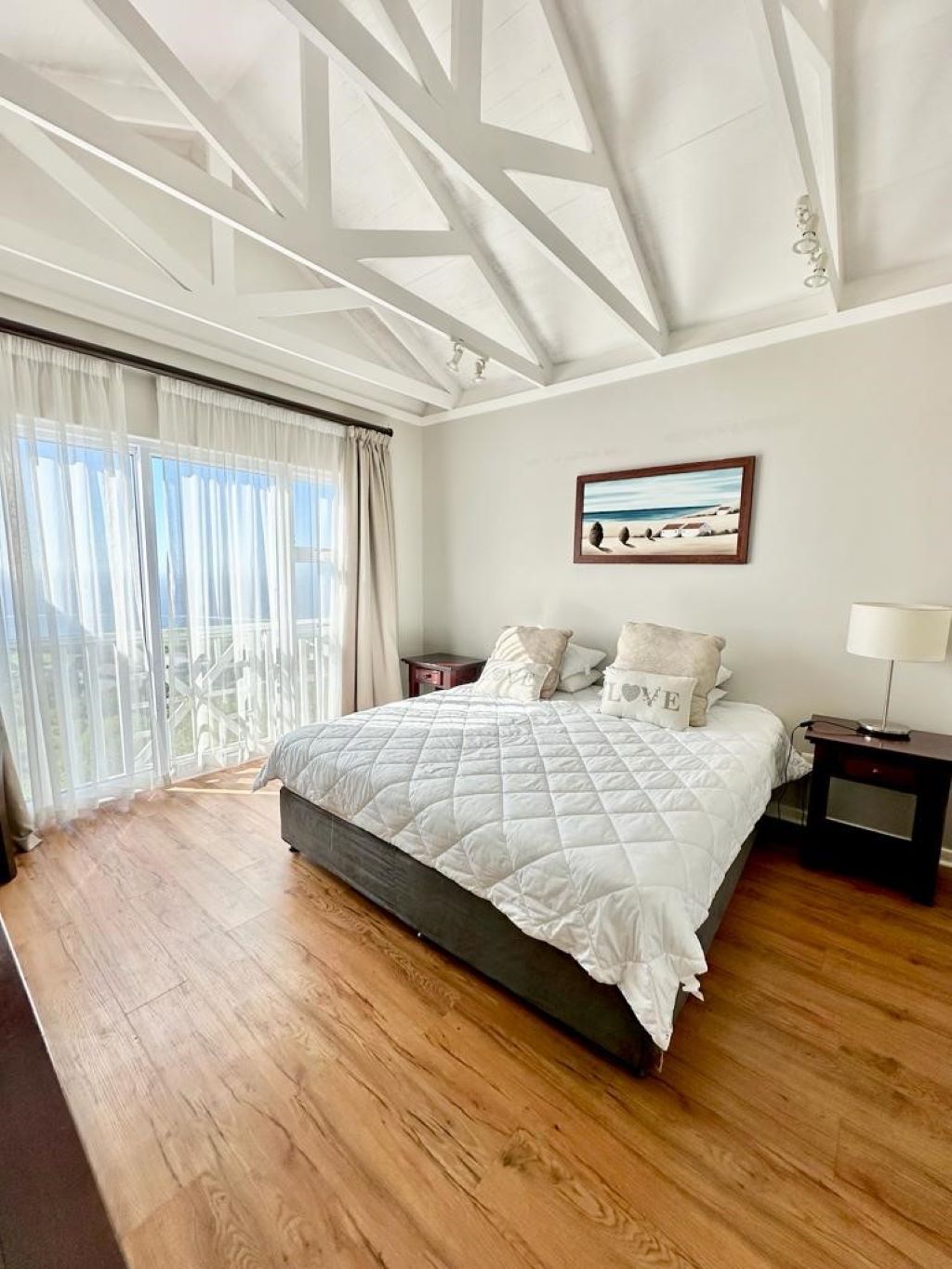 Room2 (002)